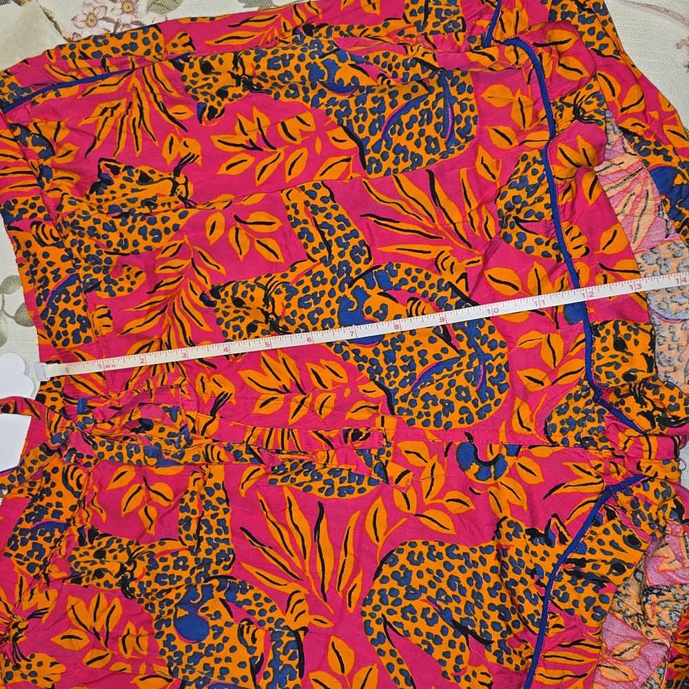 Printfresh satin sleep shorts in city cats - Picture 4 of 7